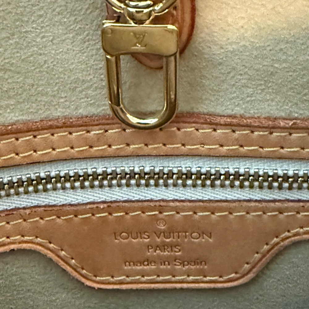 LOUIS VUITTON DAMIER AZUR HAMPSTEAD PM w/Dust Bag and Authentication, VGUC - Picture 8 of 17
